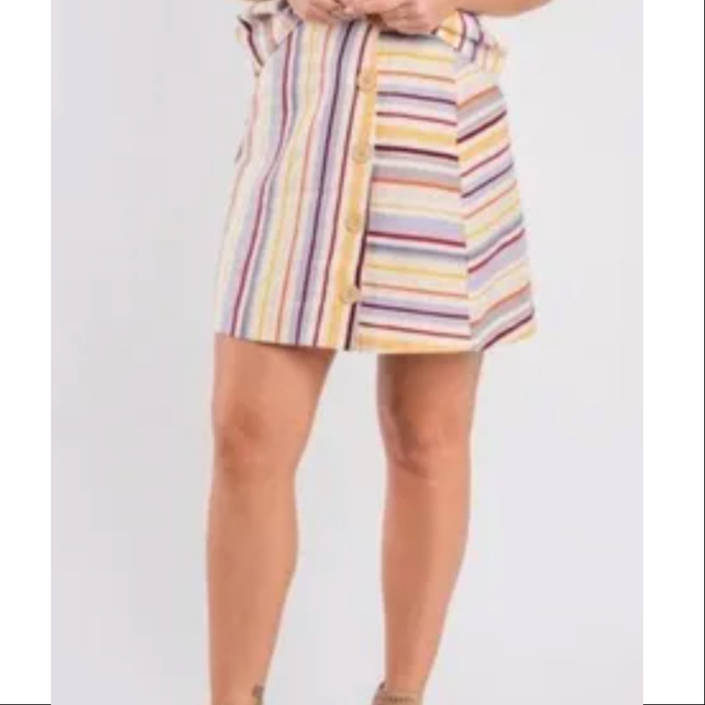 🌞 3/$15 Lush Striped Linen Side Button Skirt Small